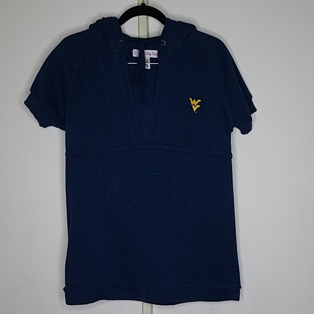 College Classic size M short sleeve WVU hoodie